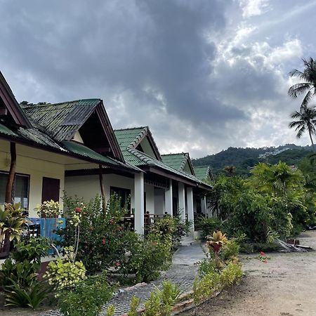 Sea Breeze Bungalow Ламай Бийч Екстериор снимка
