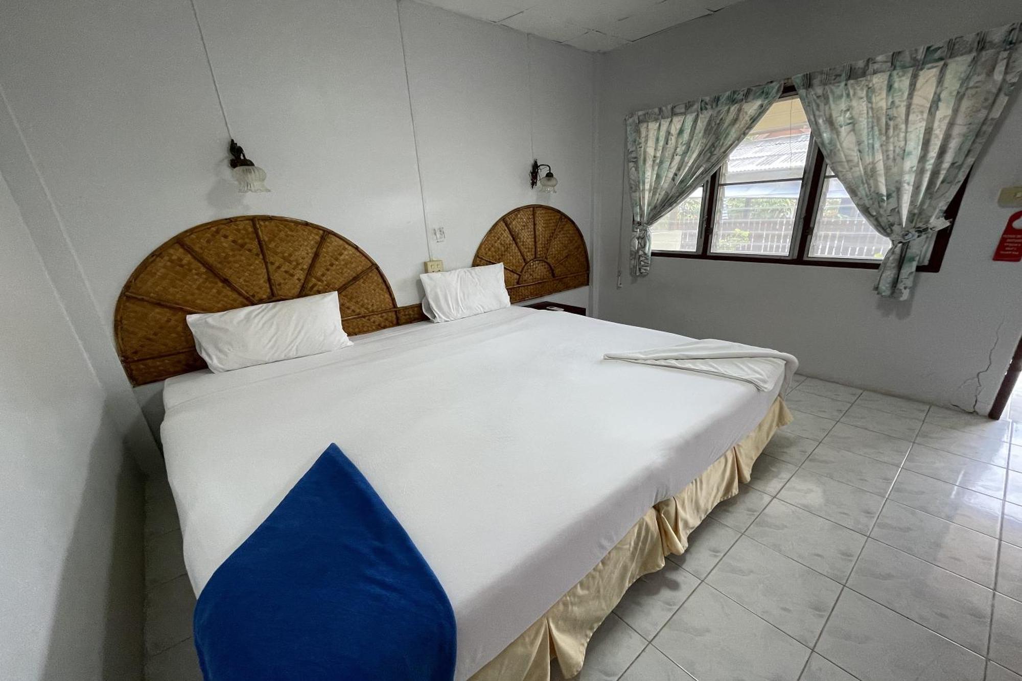 Sea Breeze Bungalow Ламай Бийч Екстериор снимка