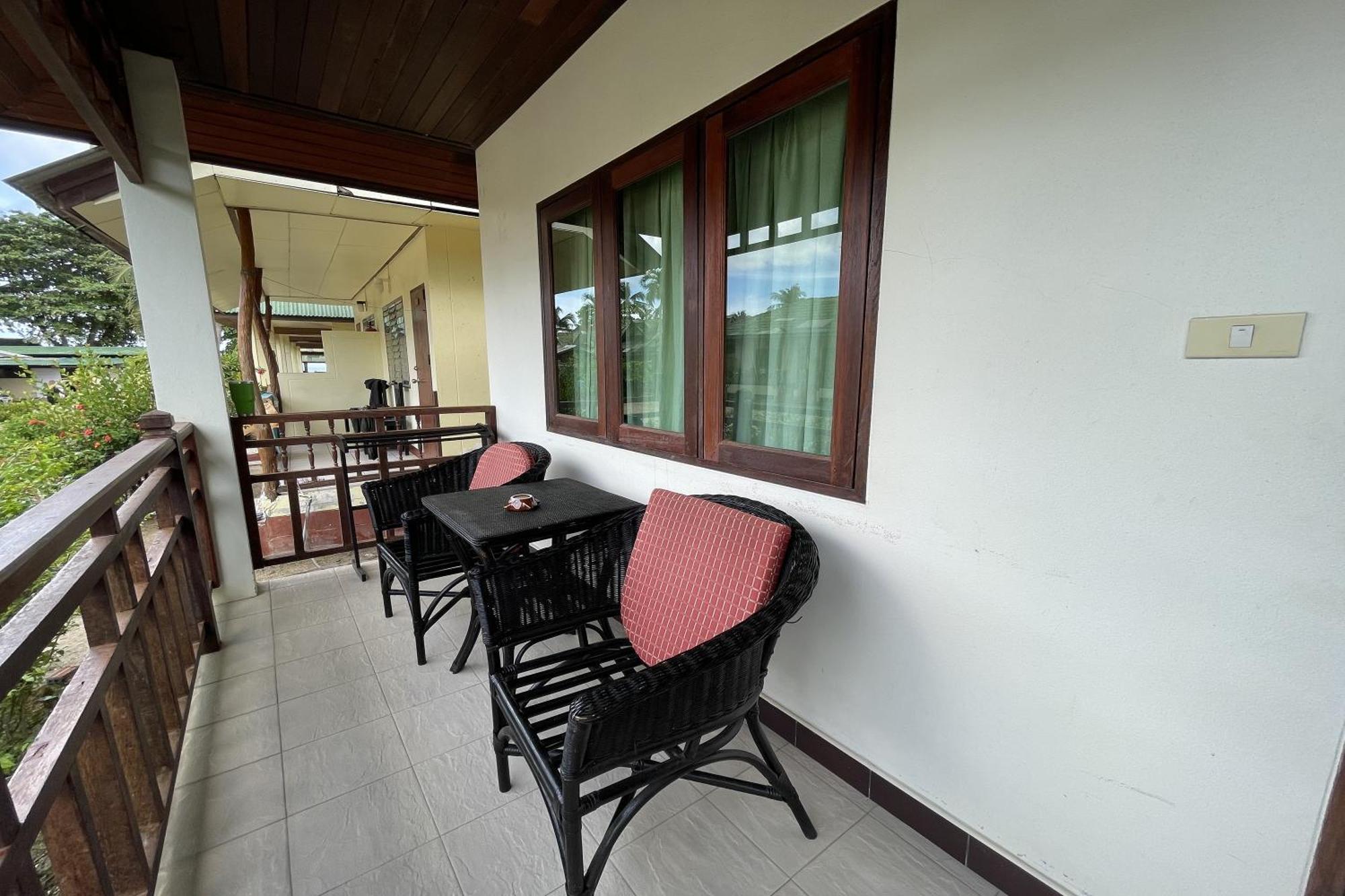Sea Breeze Bungalow Ламай Бийч Екстериор снимка
