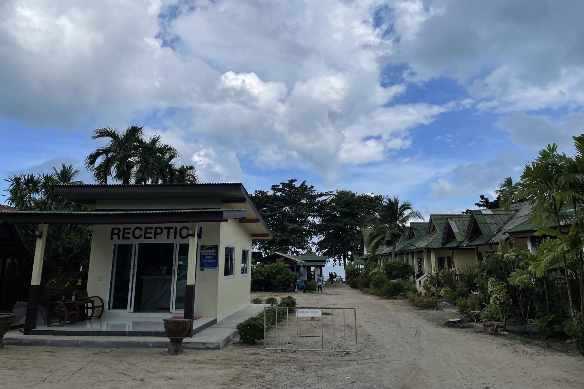 Sea Breeze Bungalow Ламай Бийч Екстериор снимка